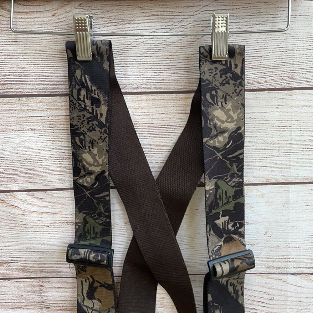 EXCELLENT‎ CONDITION SUSPENDERS IN CAMO - Picture 2 of 4